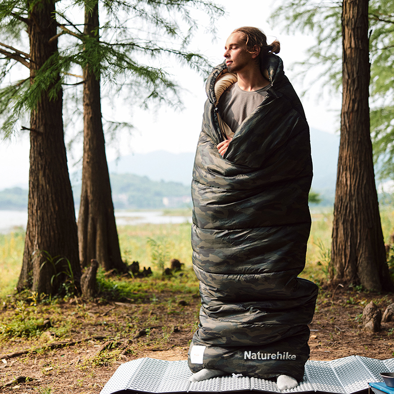Naturehike spací vak M320 s kapucňou 1560g - tmavá kamufláž - ľavý